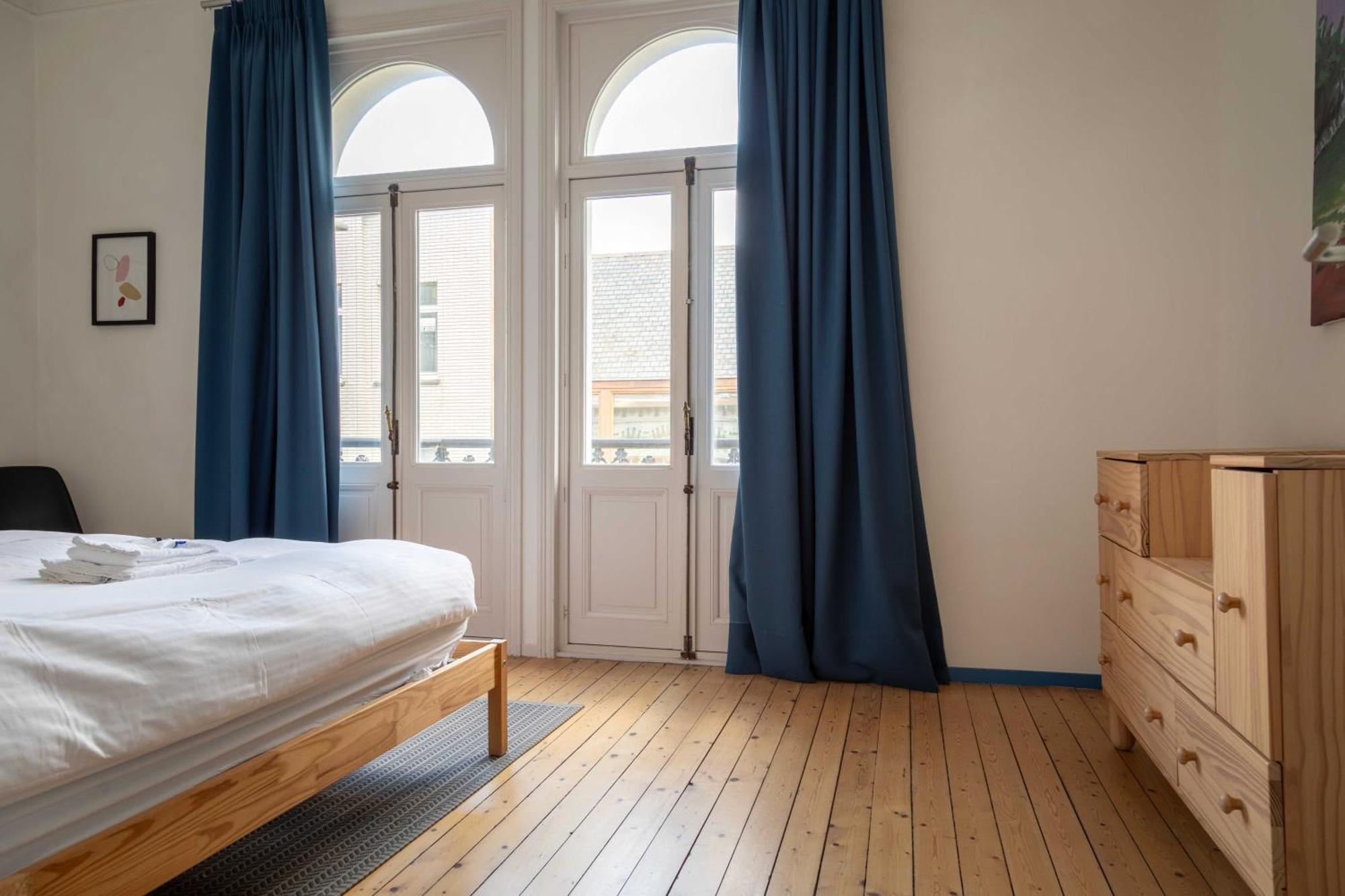Spacious Belle Epoque House With Free Parking オステンド エクステリア 写真